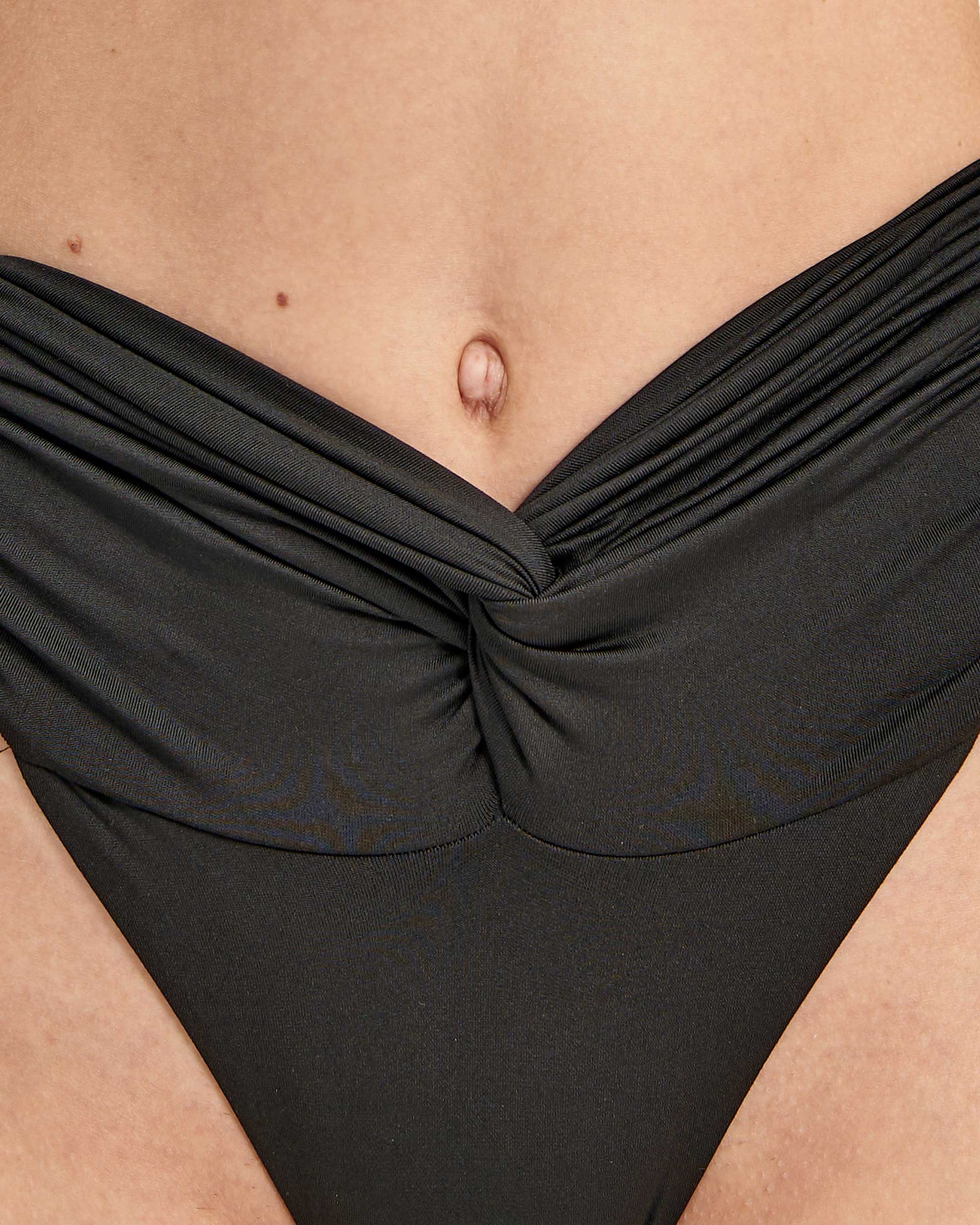 Amelie Black 2